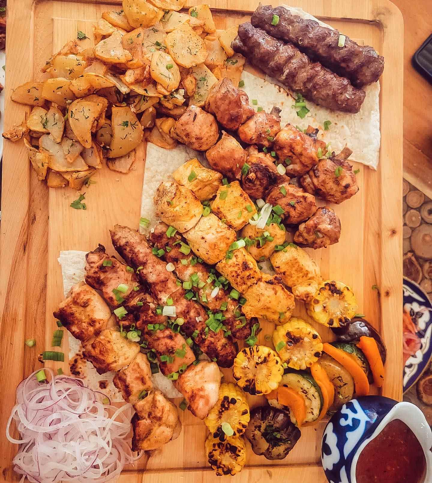 Art of Grill Queens (VHQ) Kosher Po